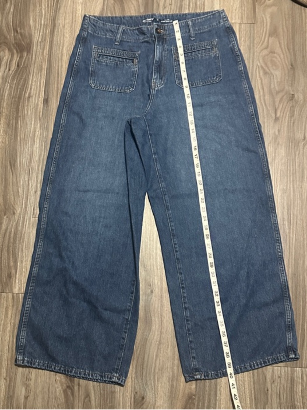 Old Navy High-Rise Baggy Wide Leg Jeans in Medium Blue. - Picture 7 of 11